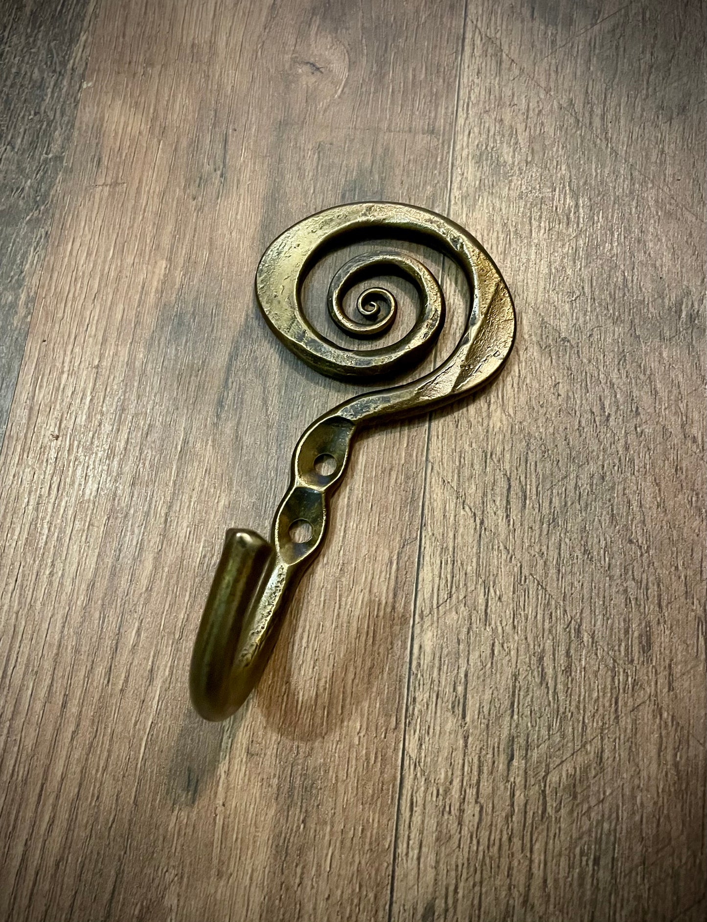 Scrolled Hook