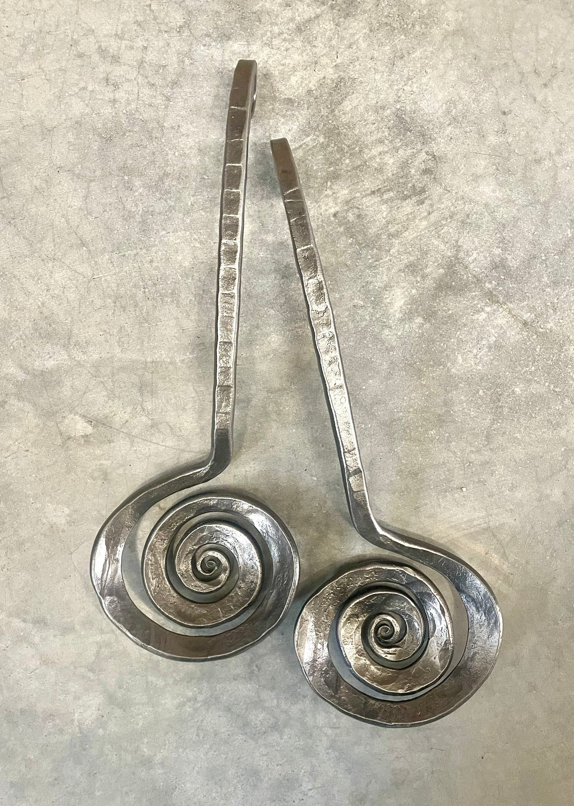 Spiral Scroll Salad Tongs